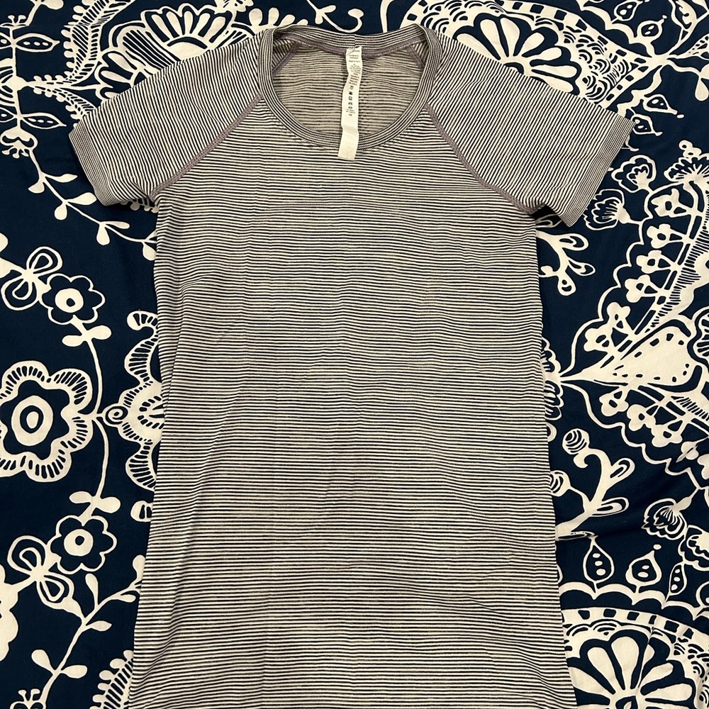 Lululemon swiftly tech short sleeve 2.0 wee are from space white